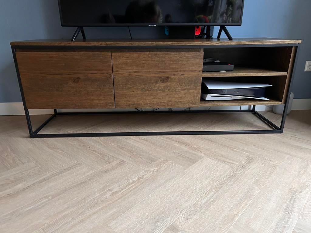 Tv meubel donker wild eiken, Huis en Inrichting, Kasten | Televisiemeubels, Ophalen, 150 tot 200 cm, Eikenhout, Zo goed als nieuw