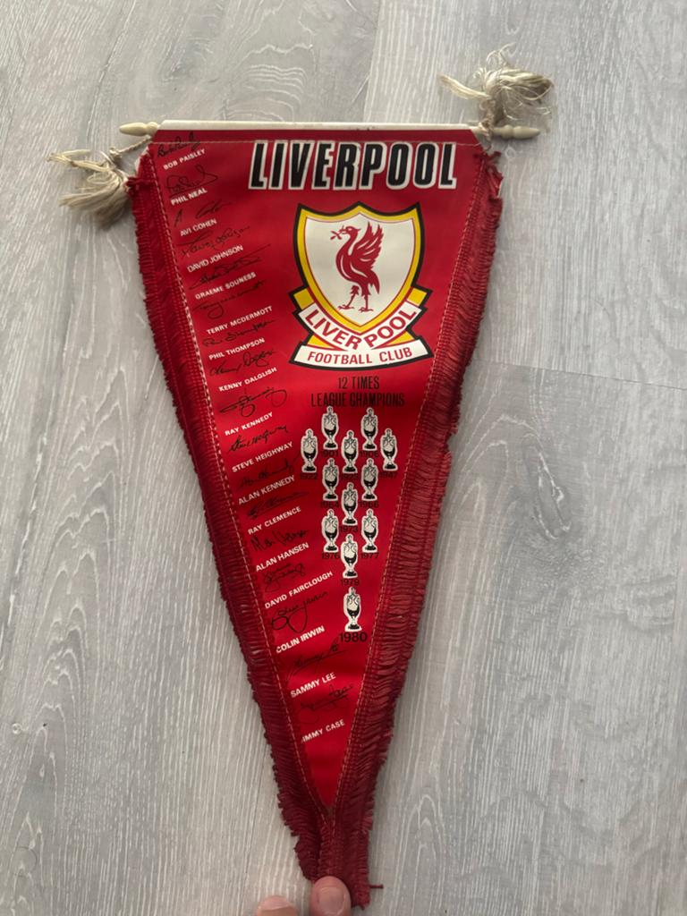 Vintage Liverpool FC Vaantje - 12x Landskampioen, Ophalen of Verzenden, Gebruikt, Buitenlandse clubs, Vaantje of Sjaal