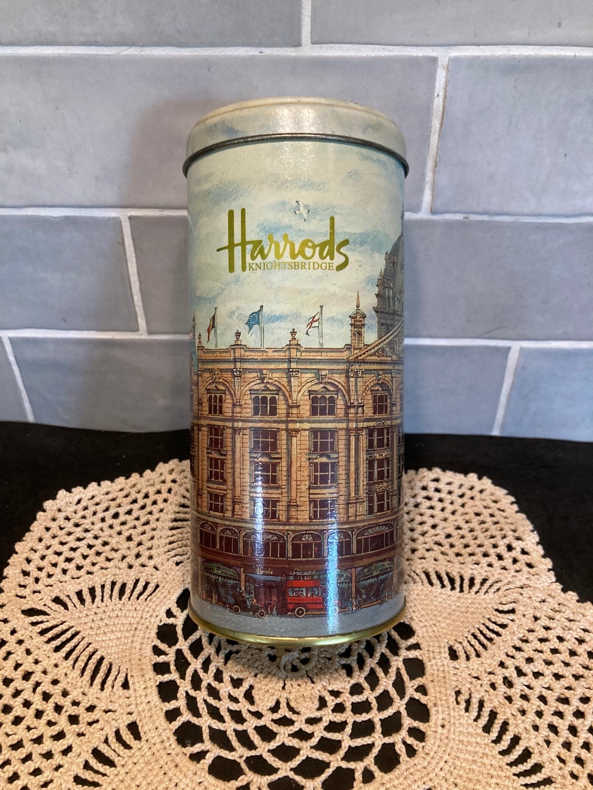 Blikje van Harrods, knightsbridge (080826c), Ophalen of Verzenden, Gebruikt, Overige