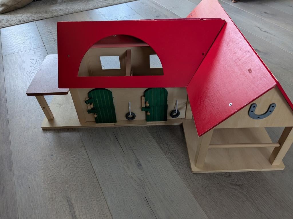 Houten speelboerderij, Ophalen, Gebruikt, Poppenhuis
