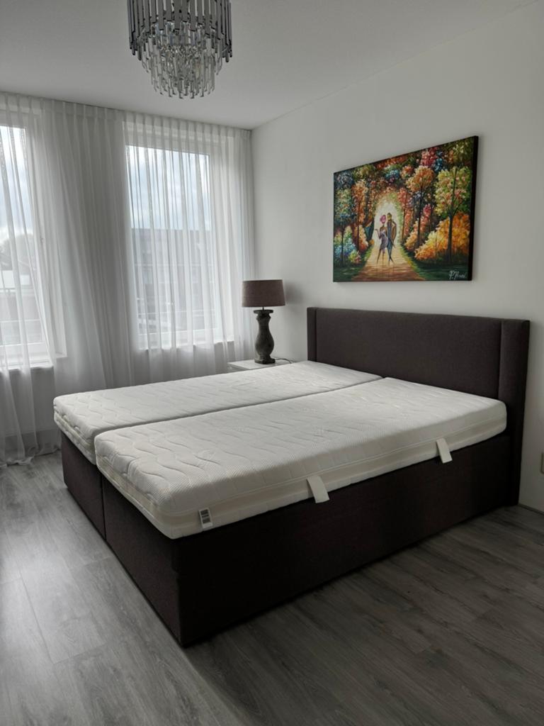 Bad 180x200 cm in gode staat, Ophalen, Zo goed als nieuw, Tweepersoons, 180 cm
