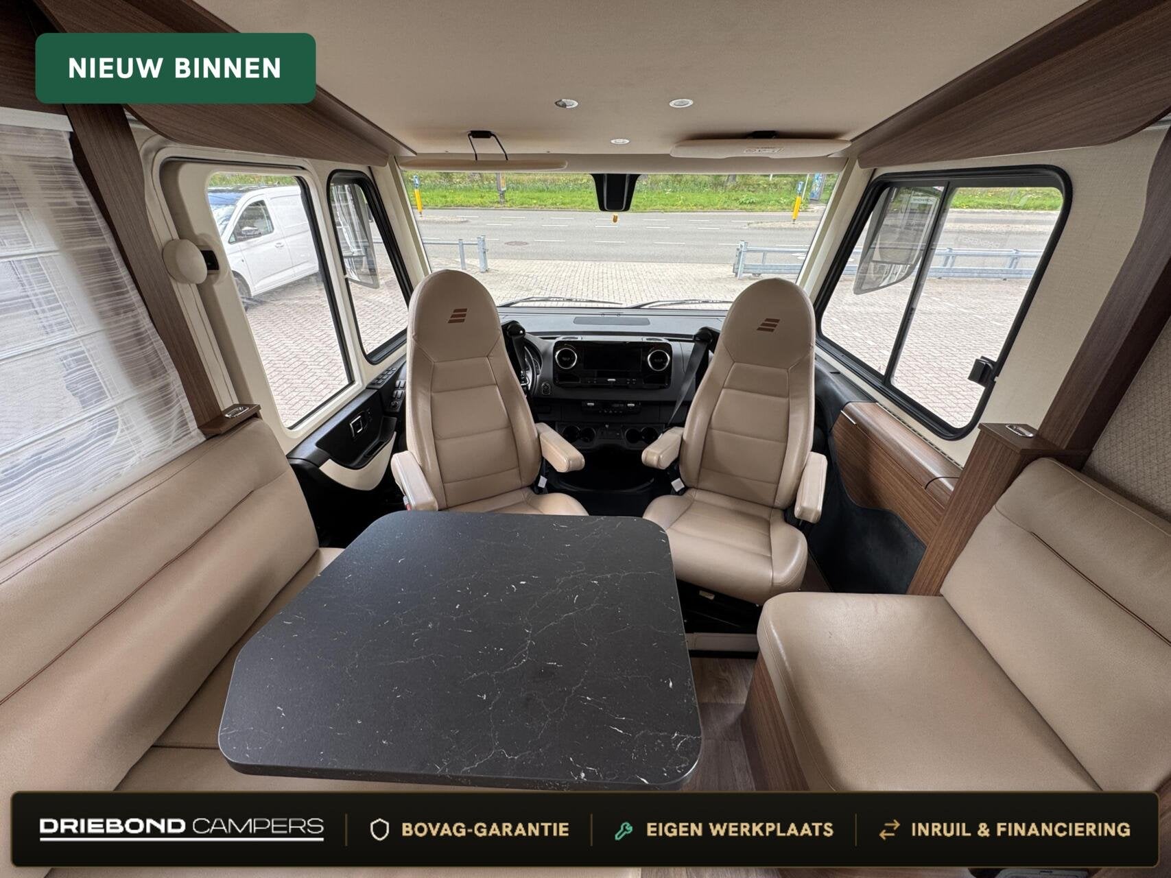 Hymer B680 Mc Enkele Bedden EP Level Lithium 2X Airco Zonnep, Airbags, 7 tot 8 meter, Bedrijf, Diesel