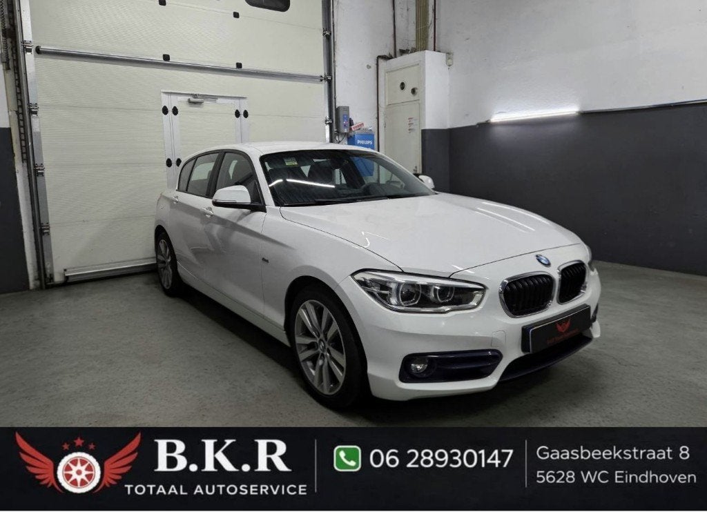 BMW 116i SportLine 109PK | Navi | Xenon | Cruise | M Sport, Auto's, 1-Serie, Dealer onderhouden, 1280 kg, Euro 6