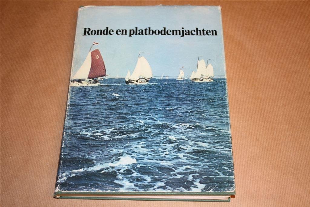 Ronde en Platbodemjachten - Huitema - 1973, Ophalen of Verzenden, Gelezen, Overige onderwerpen