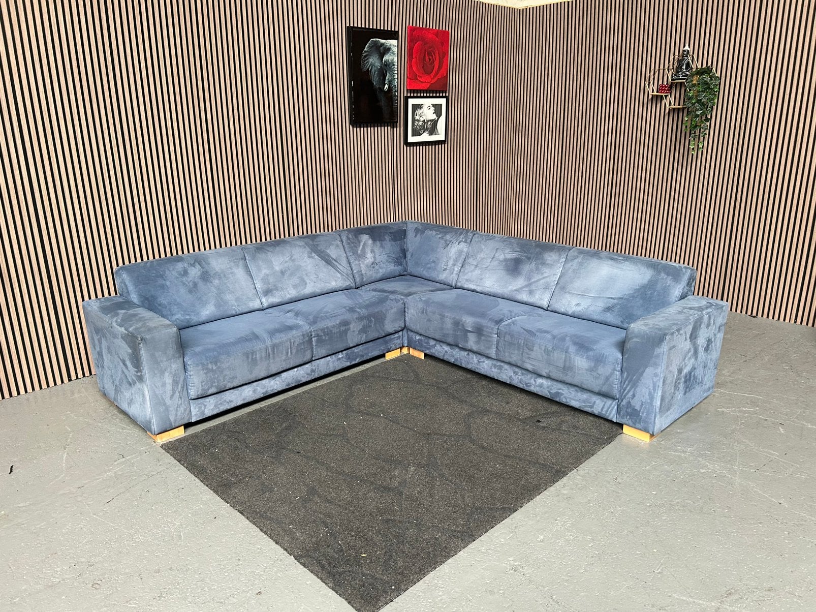 GRATIS LEVERING VELVET HOEKBANK 260X260 GEREINIGD, 250 tot 300 cm, Velvet blauw, Hoekbank, Ophalen of Verzenden