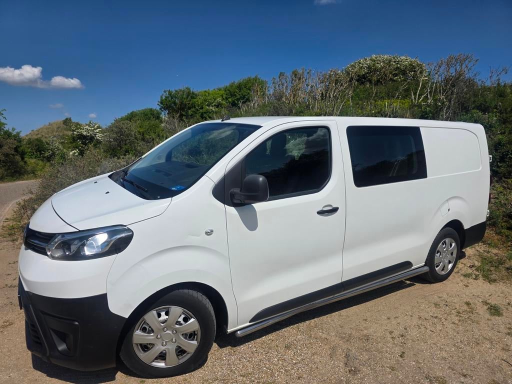 Toyota Proace Long Worker dubbele cabine  1.6 D-4d 95pk 2019, Auto's, Bestelauto's, Voorwielaandrijving, Stof, Origineel Nederlands