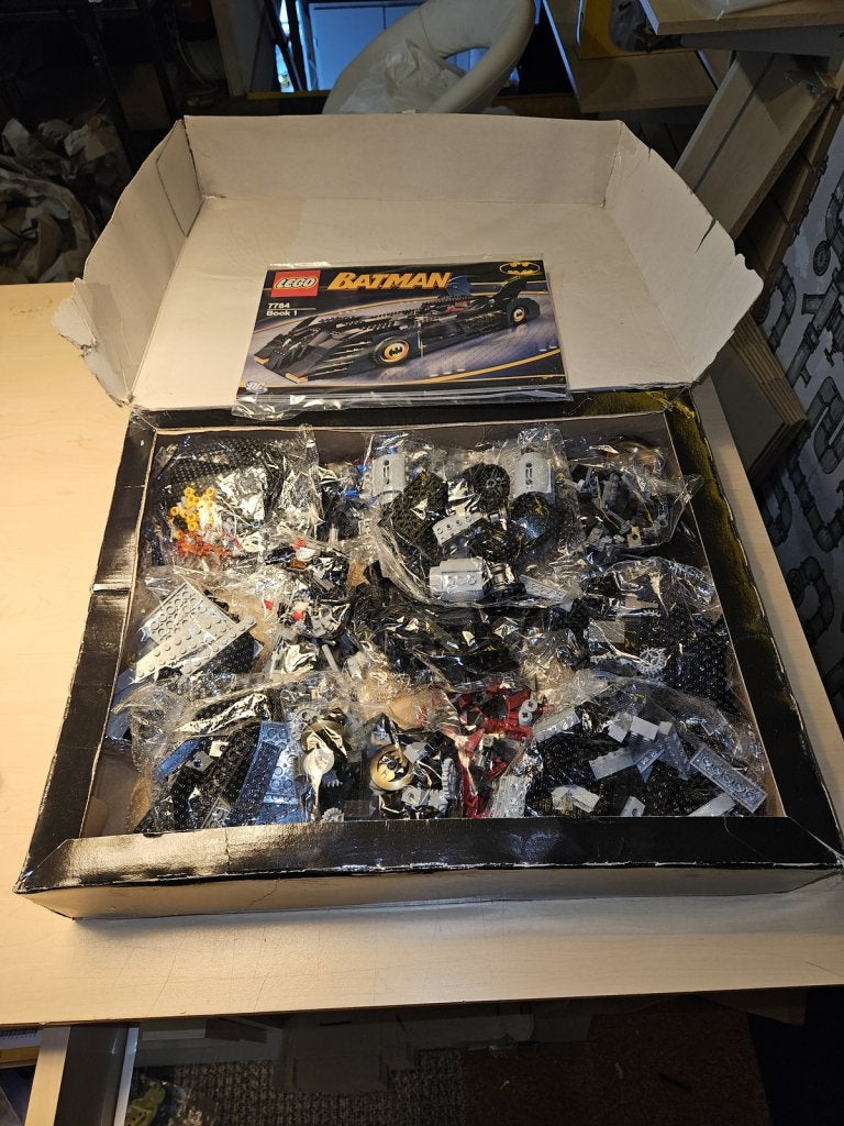 LEGO The Batmobile Ultimate Collectors#039 Edition 7784, Niet ingevuld, Niet ingevuld, Niet ingevuld