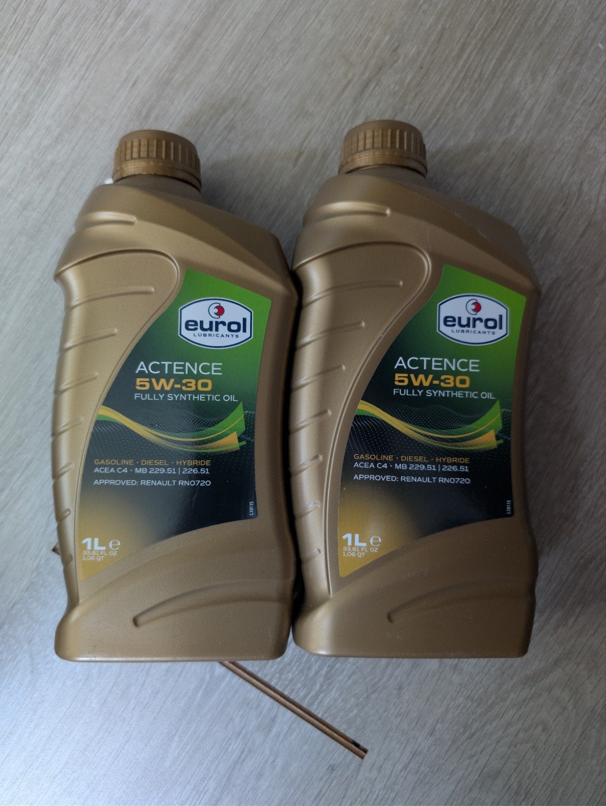 EUROL 5W30 olie 2x 1 liter, Ophalen