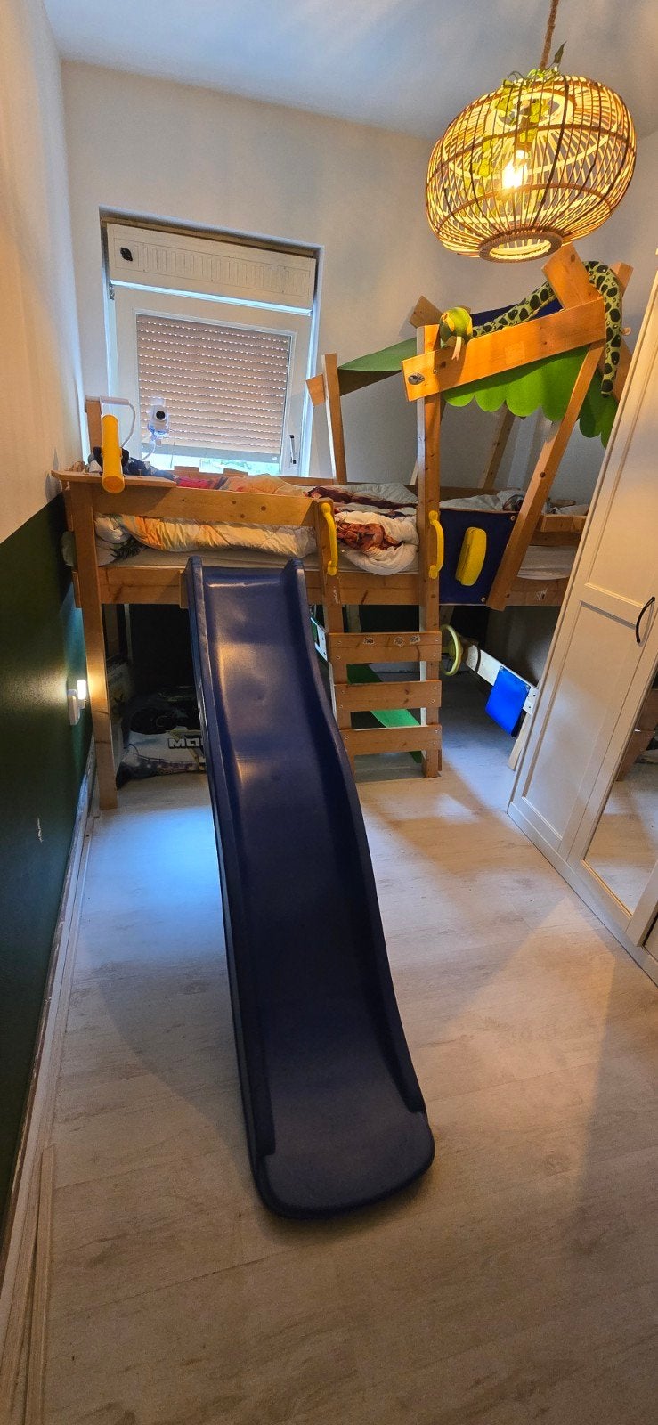 Leuke hoogslaper boomhut met glijbaan, Ophalen, Eenpersoons, Zo goed als nieuw, 200 cm