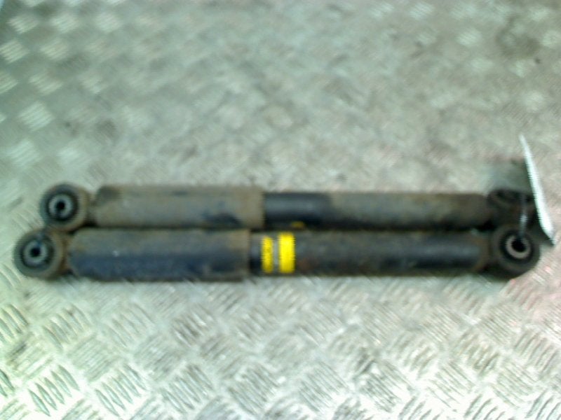 Schokbrekerset Achter Volkswagen Transporter T5 2004, Gebruikt, Volkswagen, Volkswagen AG, Kundenbetreuung@volkswagen.de