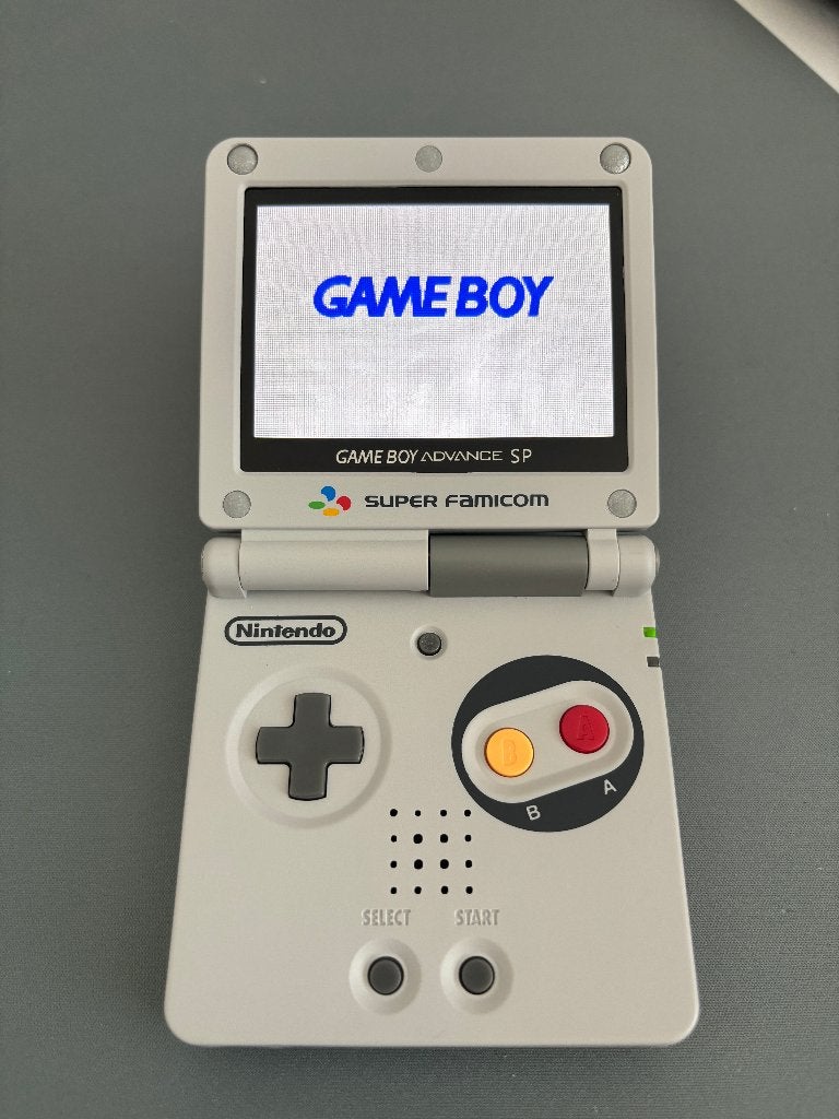 GBA SP / Game Boy Advance SP | IPS screen | Custom SFC shell, Spelcomputers en Games, Spelcomputers | Nintendo Game Boy, Ophalen of Verzenden