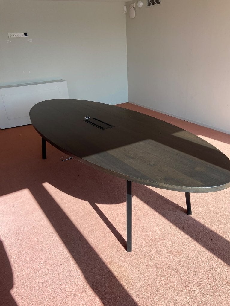 5x Studio HENK New Classic ovale vergadertafel eiken, Huis en Inrichting, Ophalen, Gebruikt, 100 tot 150 cm, 200 cm of meer