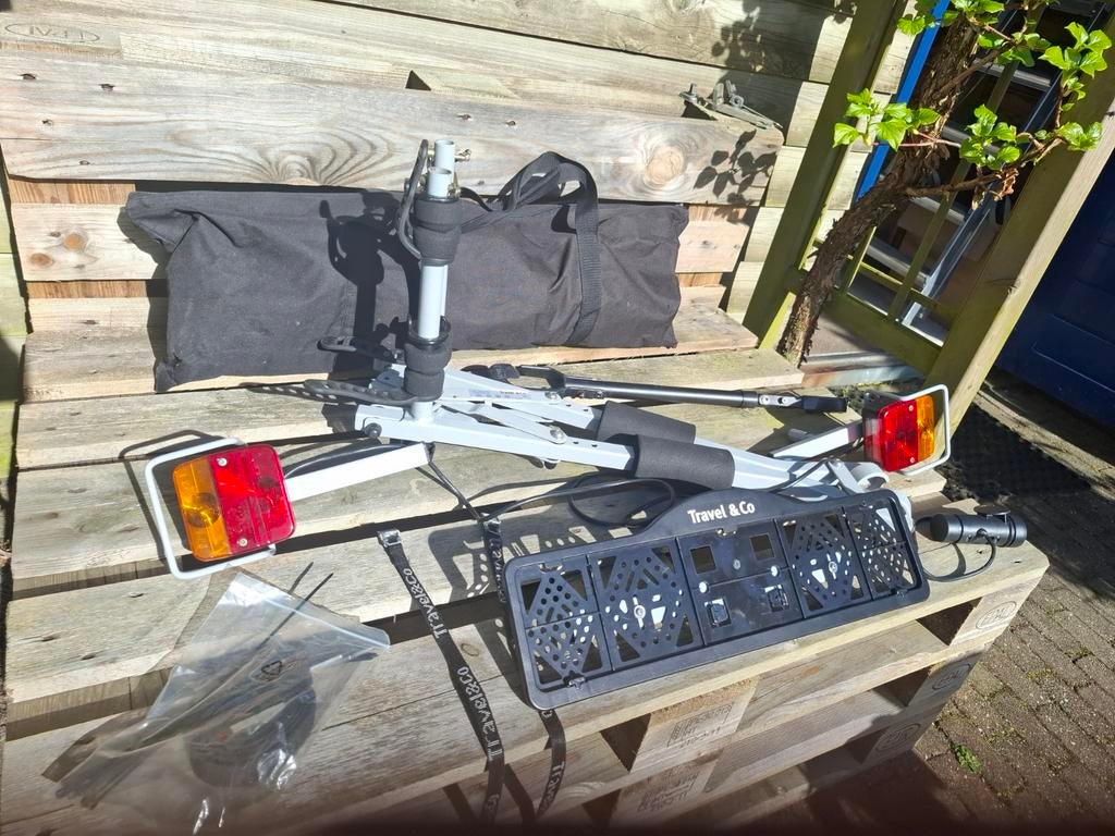 Travel & Go fietsendrager voor twee fietsen, Ophalen, Brede banden, Zo goed als nieuw, 2 fietsen