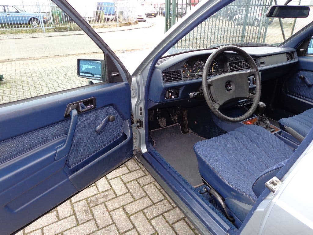 Mercedes 190 E 1984 met slechts 81265 KM 1 eigenaar, foto 11