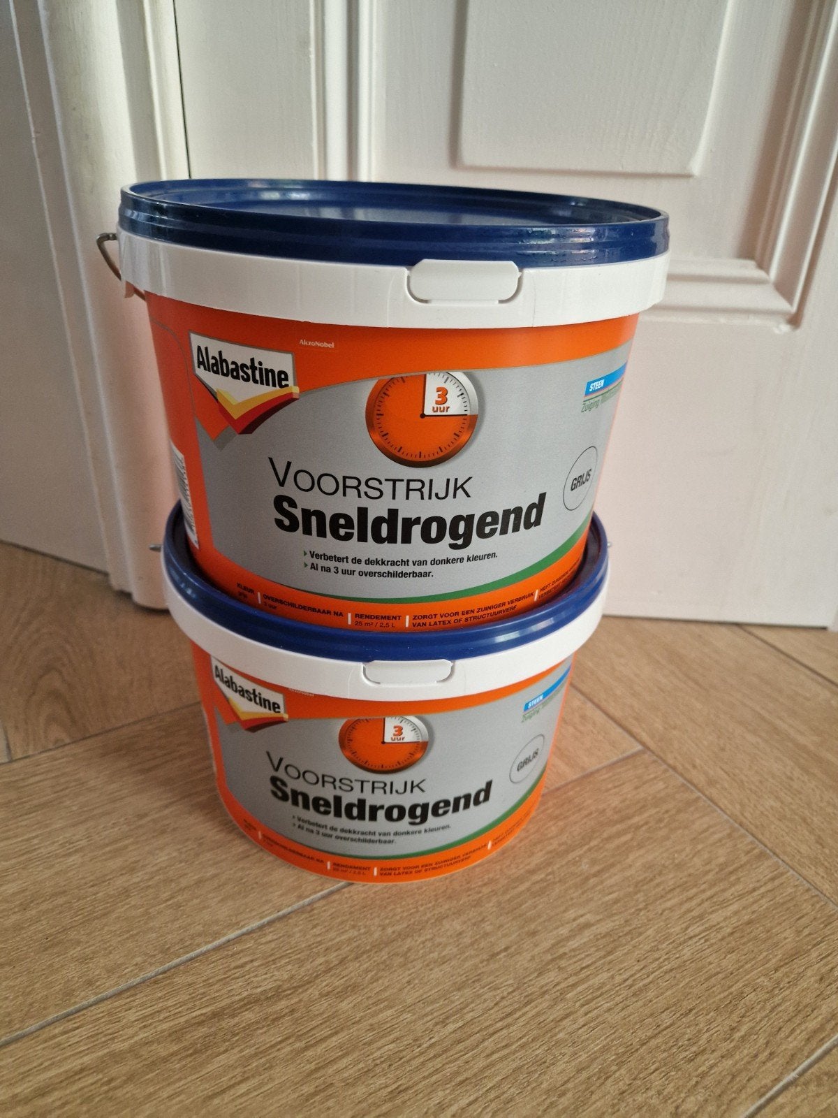 2x Alabastine Sneldrogende Voorstrijk Grijs 2,5L Nieuw, Doe-het-zelf en Verbouw, Verf, Beits en Lak, Ophalen, Nieuw, Wit