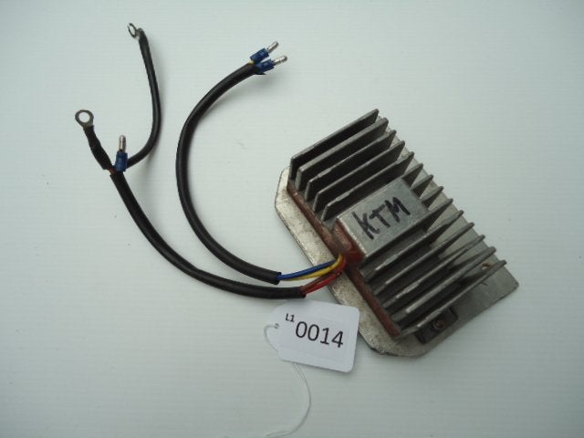 KTM Spanningsregelaar D1-22431