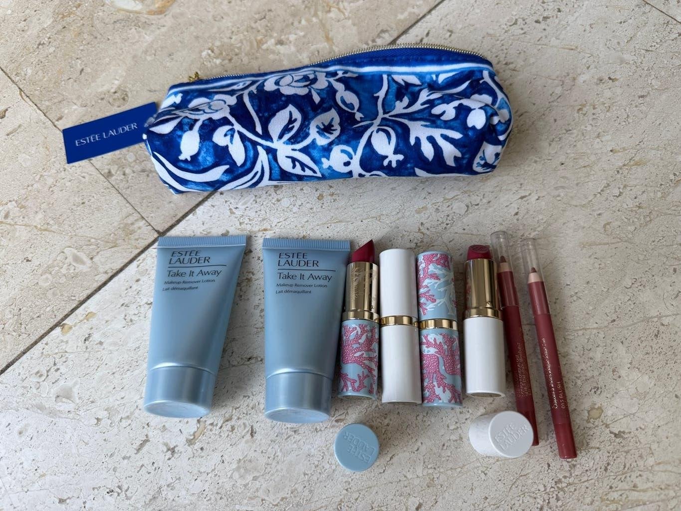 Estee Lauder 8 mini producten in tasje, Nieuw, Make-up, Info@douglas.nl, Verzenden