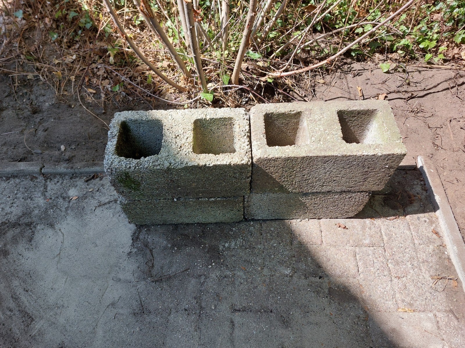 Holle betonblokken 4 stuks, Ophalen, Gebruikt