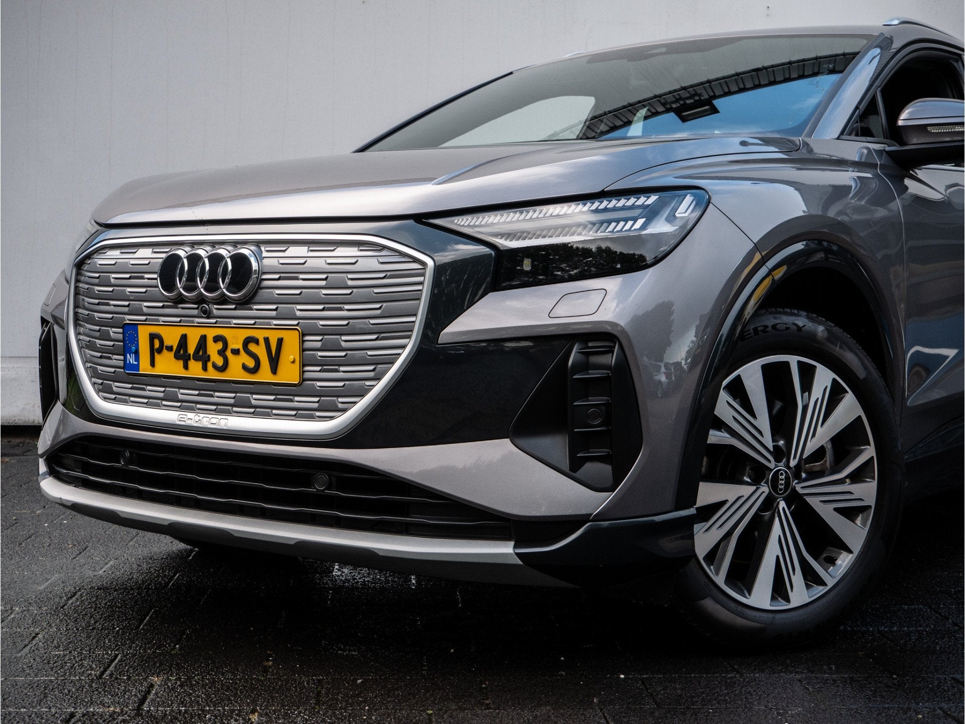 Audi Q4 e-tron 40 Launch edition Advanced 77 kWh SOH 97% Mat, Auto's, Automaat, Gebruikt, Met garantie (alle), Verwarmde buitenspiegels