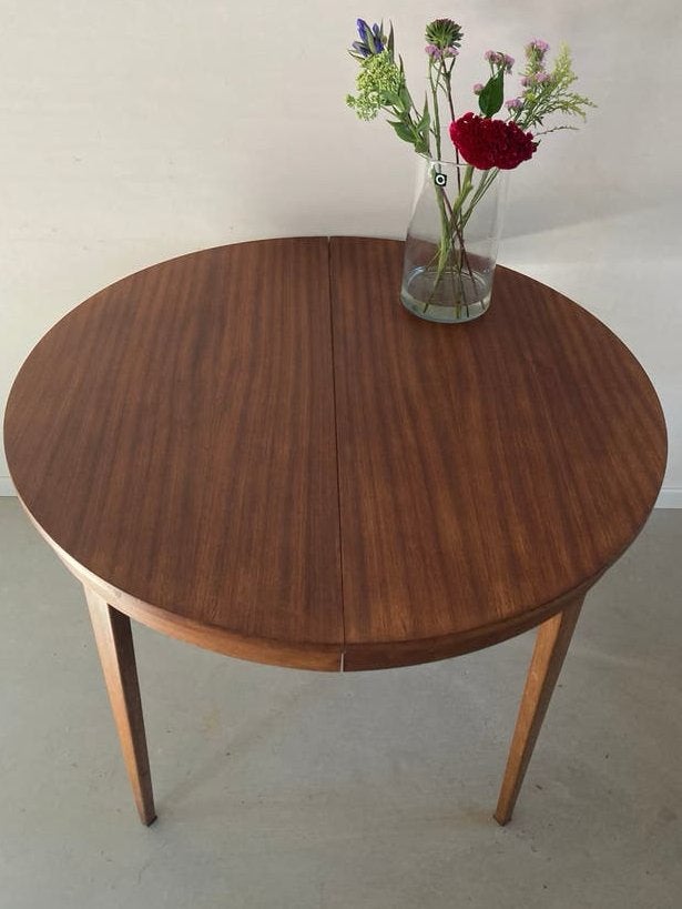 Midcentury vintage teak eettafel uitschuifbaar, Ophalen, Rond, Vijf personen of meer, X