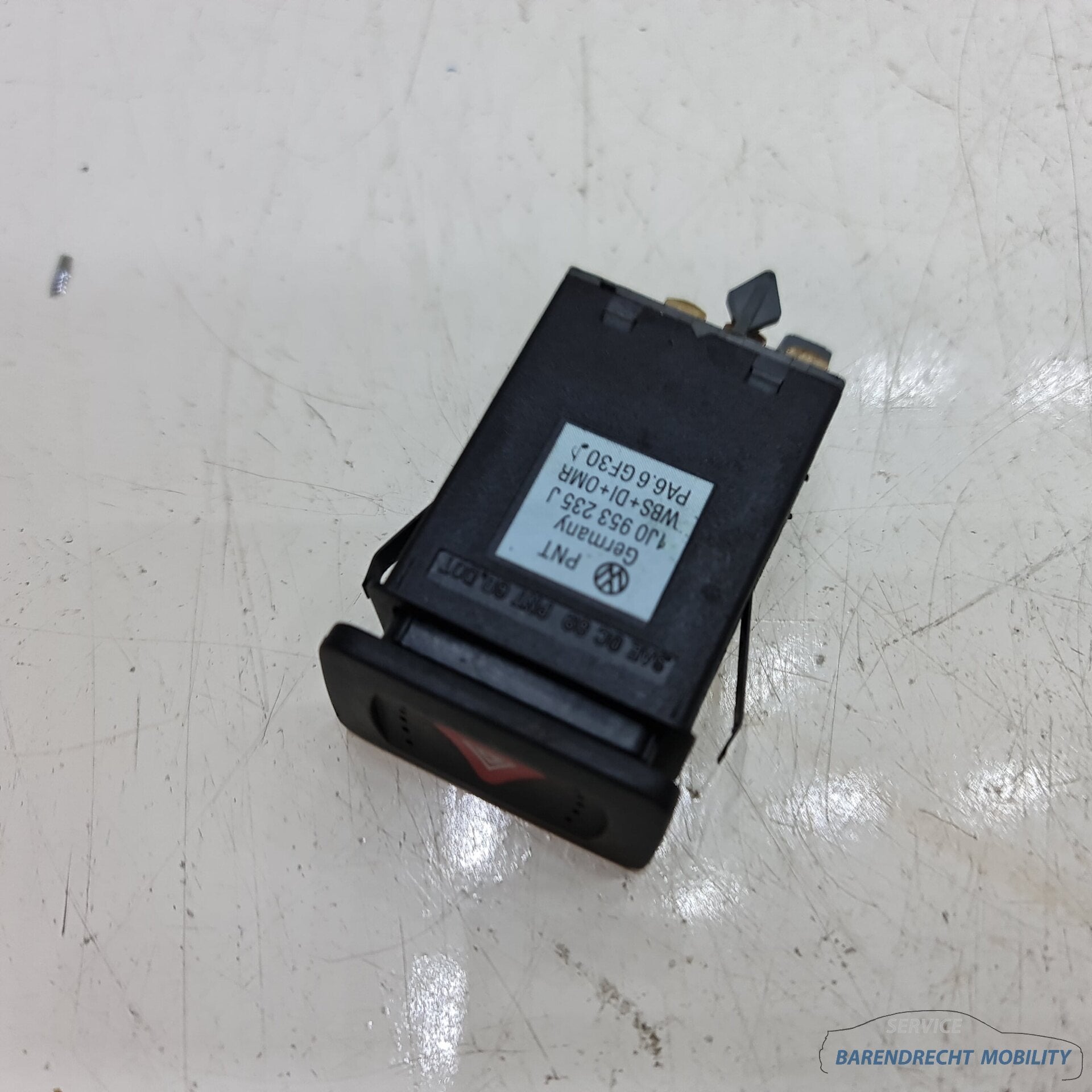 VW Golf IV Bora Seat Alhambra gevarenlicht alarmlicht waarsc, Auto-onderdelen, Gebruikt, Volkswagen AG, Seat, Berliner Ring 2
38440  Wolfsburg, DE