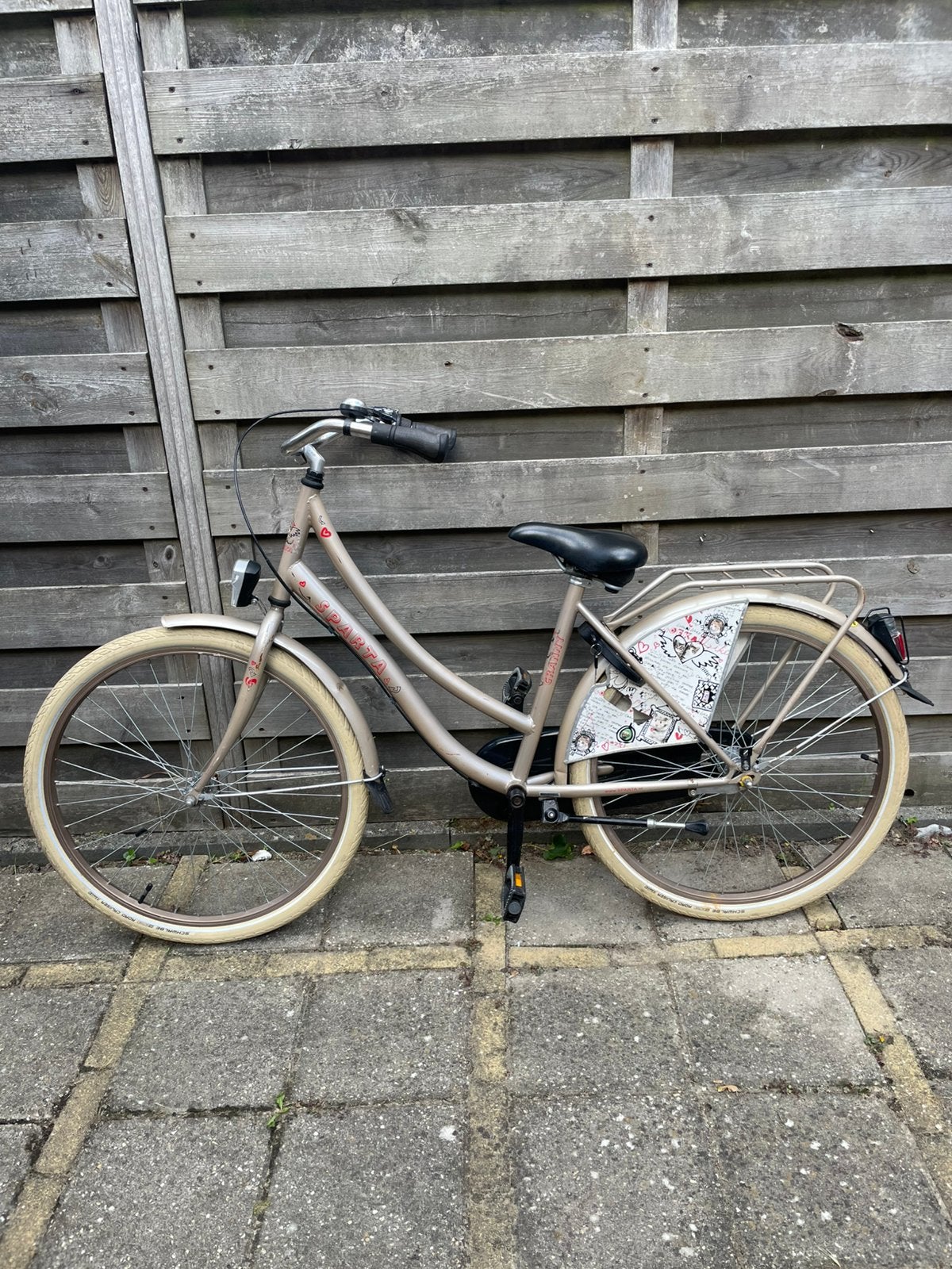 Meisjesfiets 26 inch, Fietsen en Brommers, Ophalen of Verzenden, Gebruikt, 26 inch of meer