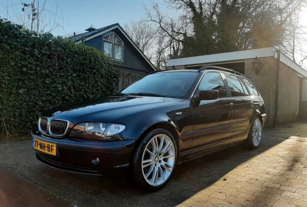 BMW 3-Serie 2.2 I 320 Touring AUT 2003 Zwart, Achterwielaandrijving, Zwart, Zwart, Stationwagon