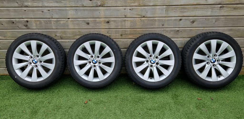 BMW F30 F31 Winterbanden - Bridgestone BLIZZAK LM001, Auto-onderdelen, Banden en Velgen, 17 inch, 225 mm, Winterbanden, Ophalen of Verzenden