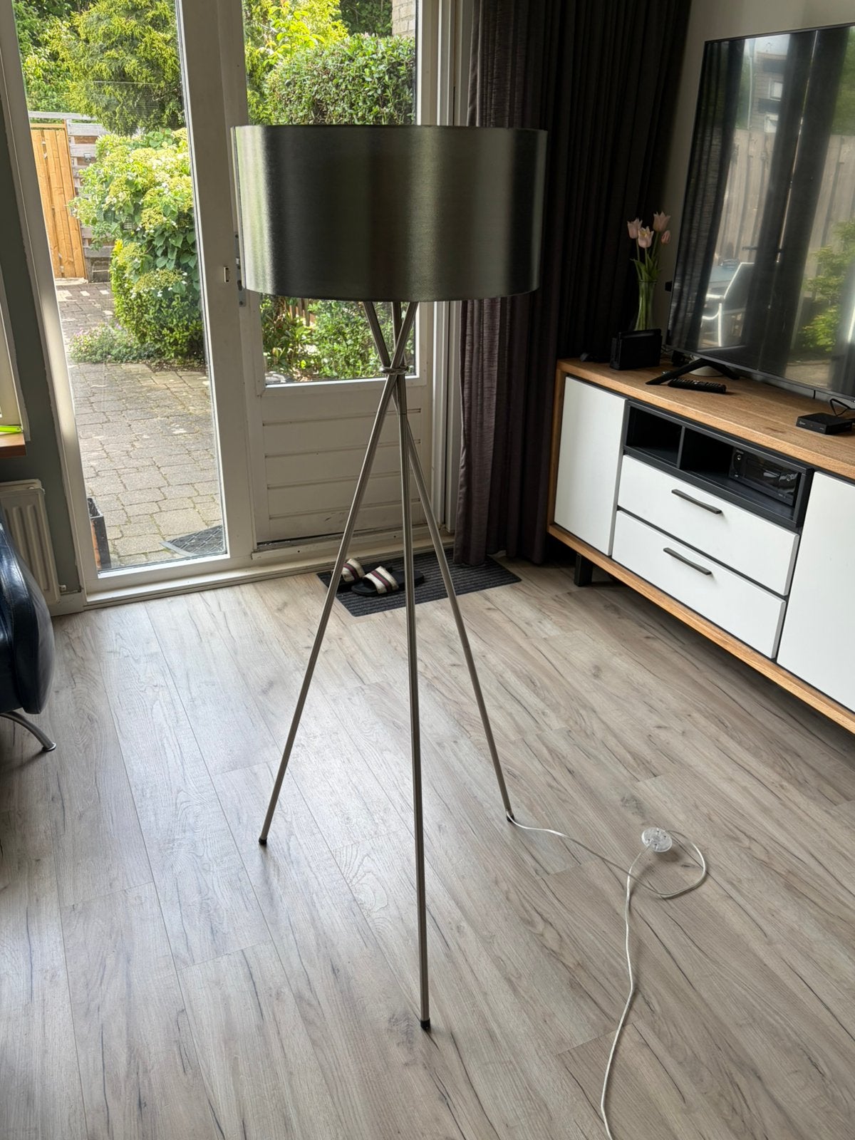 Vloerlamp met metalic kap, Huis en Inrichting, Lampen | Vloerlampen, Ophalen of Verzenden, Gebruikt, Stof, 100 tot 150 cm