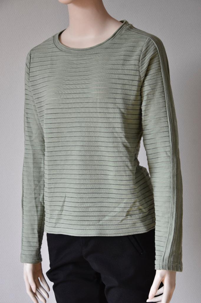 Groenkleurig shirt (met lange mouwen) - Distrikt, Kleding | Dames, Tops, Distrikt Nørrebro, Ophalen of Verzenden, Zo goed als nieuw