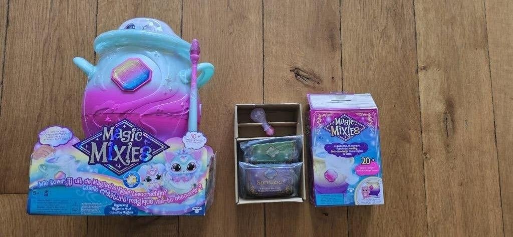 Magic mixies regenboog magische ketel incl navulling, Ophalen, Nieuw, Ontdekken, Met licht