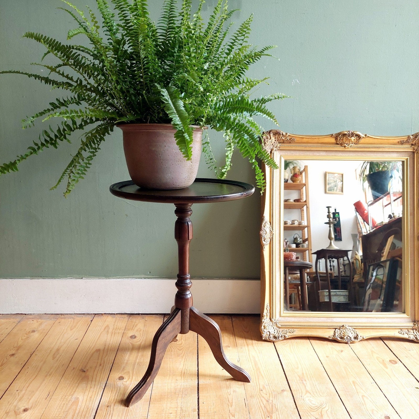 Lucky Vintage Klassiek antiek wijntafeltje bijzettafeltje, Antiek en Kunst, Ophalen