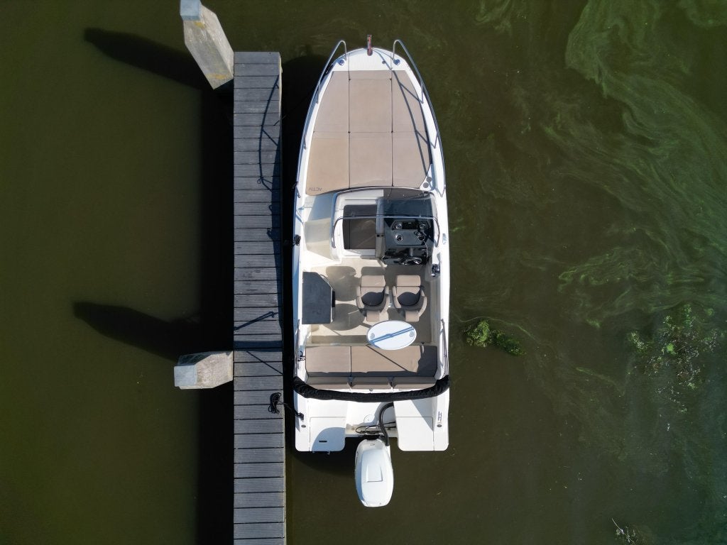 Quicksilver 675 Sundeck - 300 pk Mercury | 90 km/u | 360 hr., Watersport en Boten, Vis- en Consoleboten, Gebruikt, Quicksilver