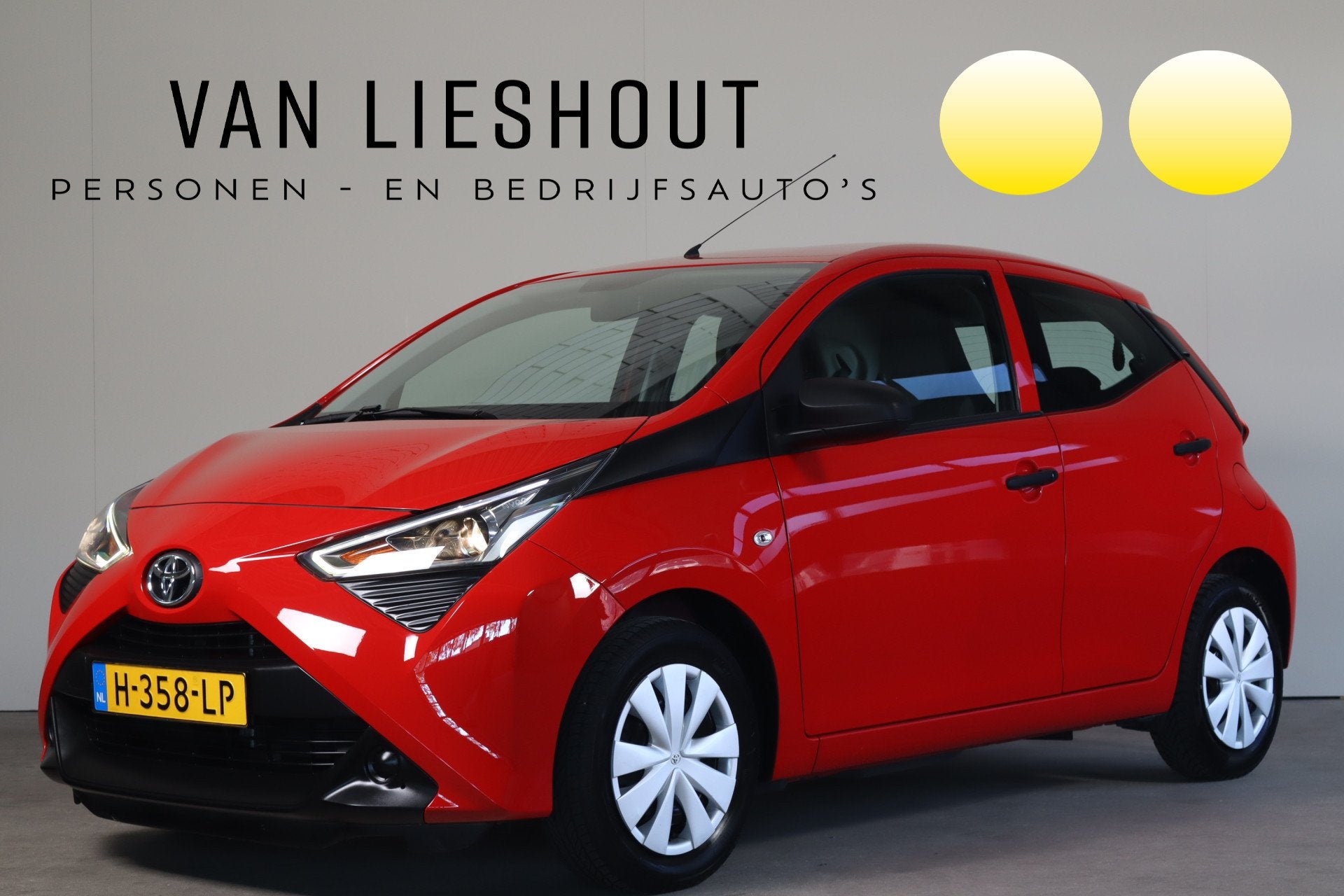Toyota Aygo 1.0 VVT-i x-fun NL-Auto! Airco I Led dagrijverli, Auto's, Stof, Gebruikt, Euro 6, 4 stoelen