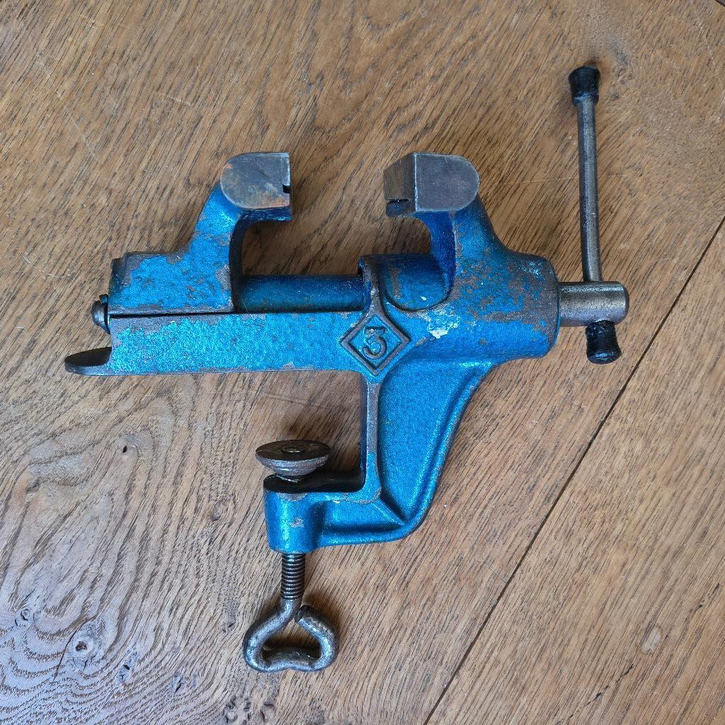 Bankschroef met schroefklem, Ophalen of Verzenden, Gebruikt