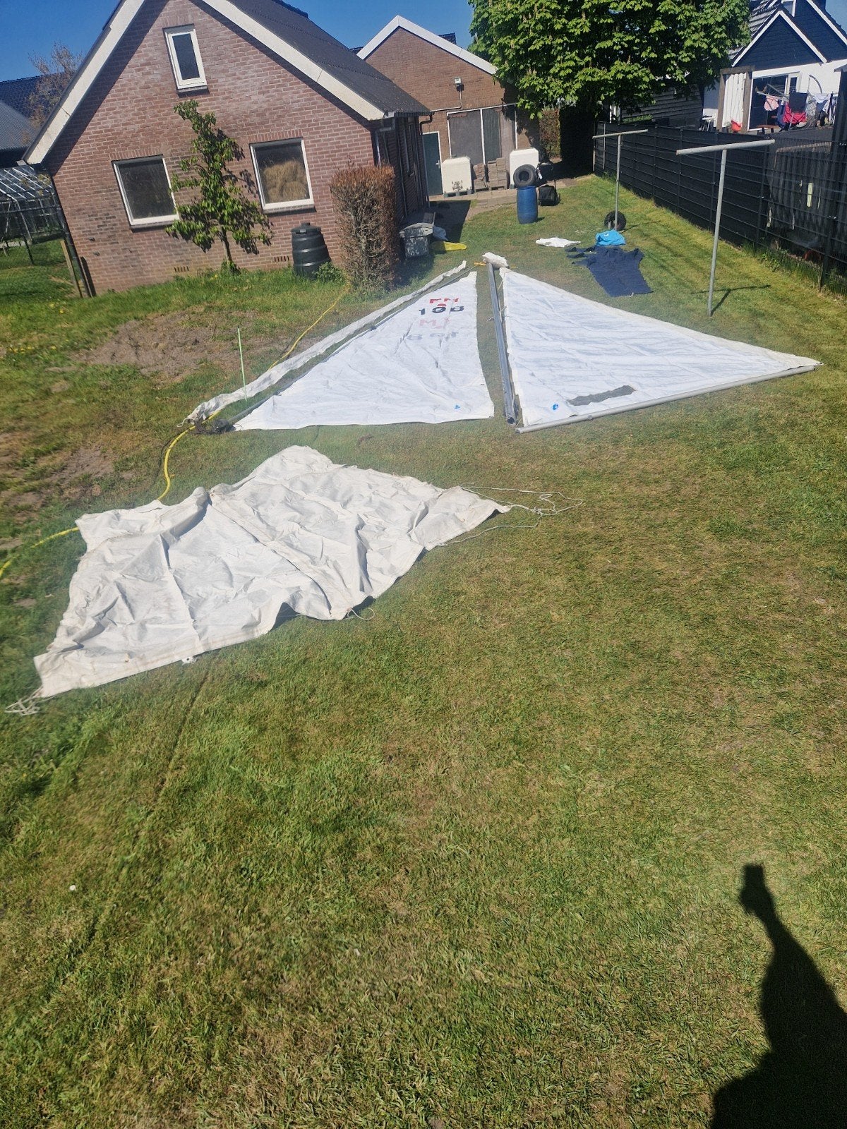 Aluminium mast met zeilen, 6 meter of meer, Gebruikt, Grootzeil, 15 tot 30 m²