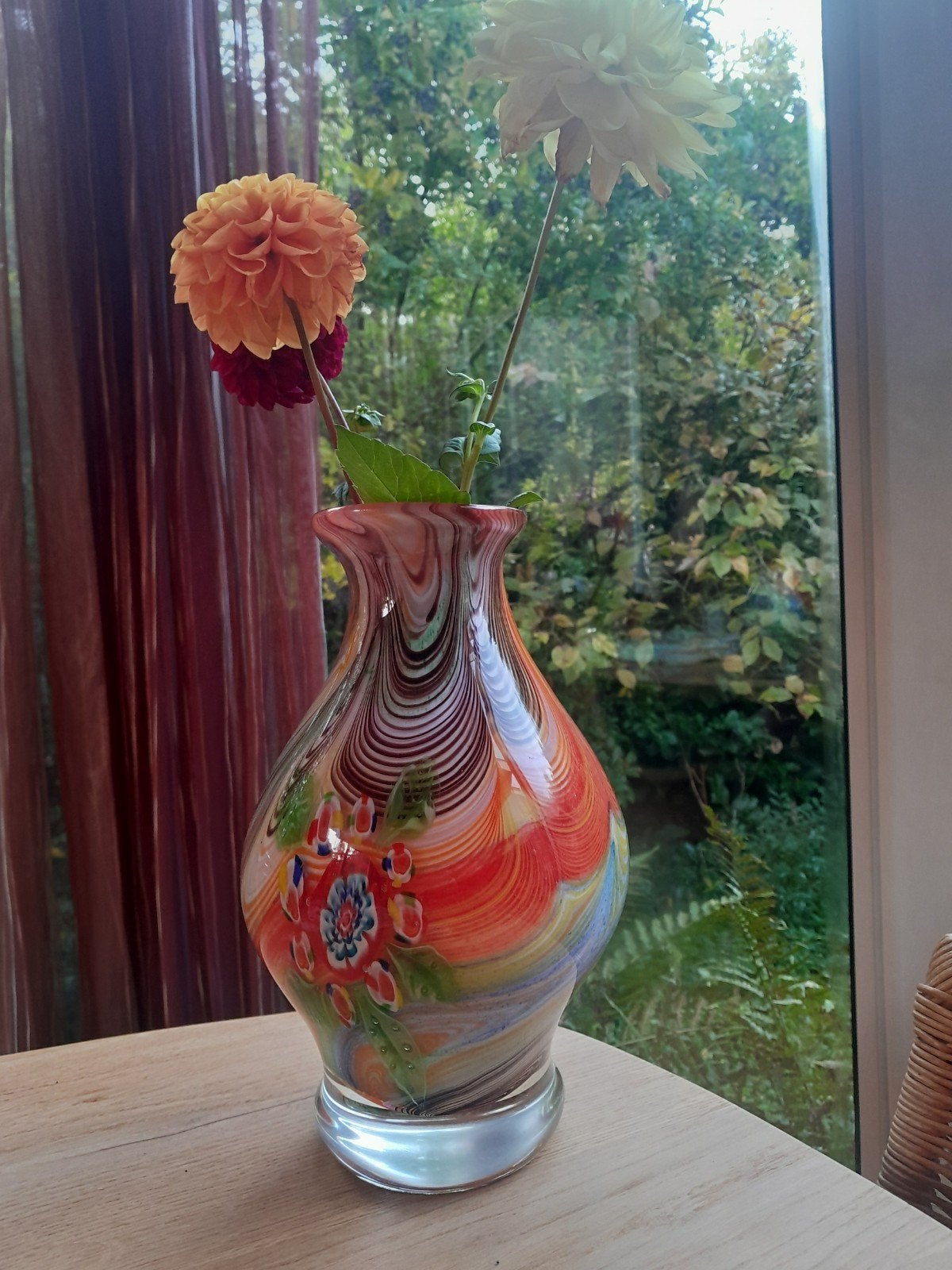 kleurrijke vaas in murano stijl. 27 cm hoog, Huis en Inrichting, Ophalen
