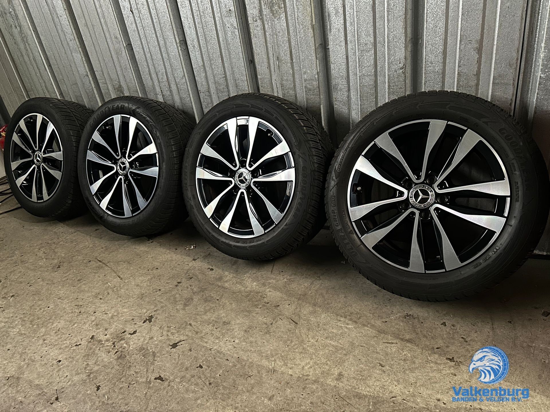 6mm! Originele Mercedes C-klasse W206 17 inch breedset zwart