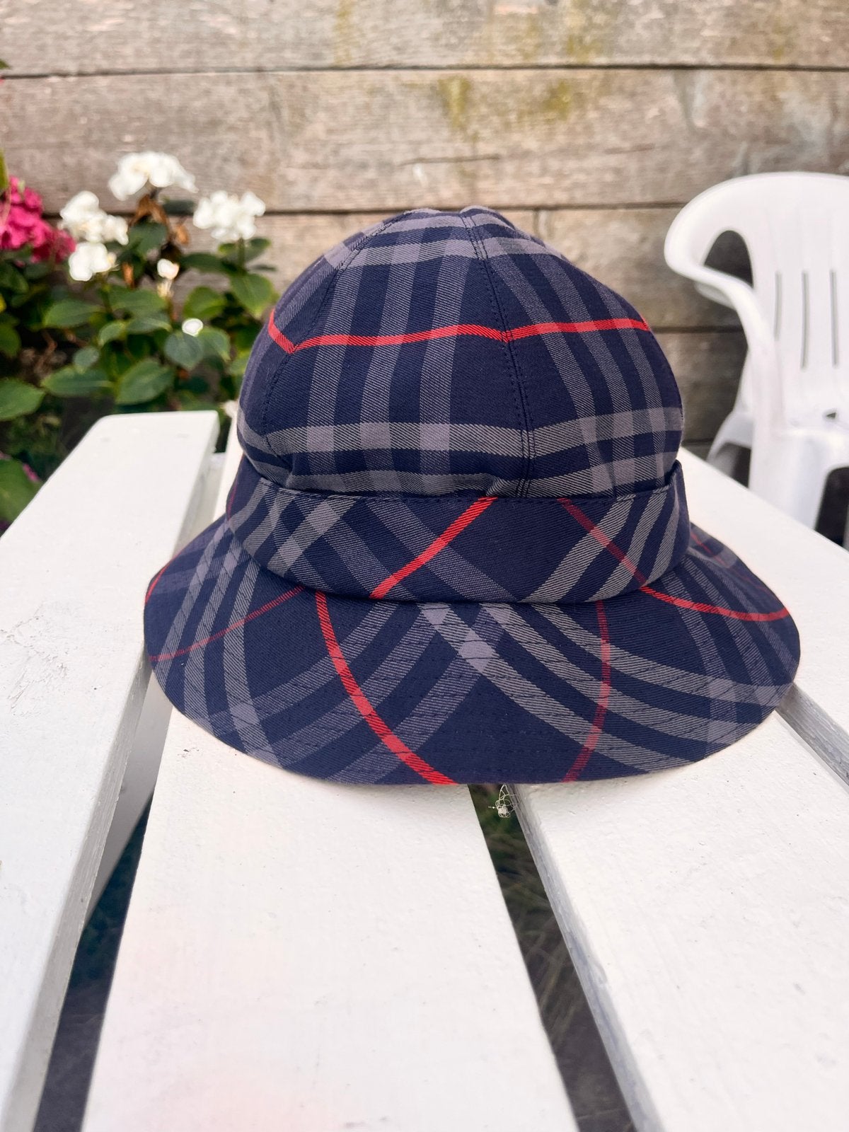 Vintage Burberrys Bucket Hat - Made in England - Jaren '90, Kleding | Dames, Hoeden en Petten, Ophalen, Zo goed als nieuw, One size fits all
