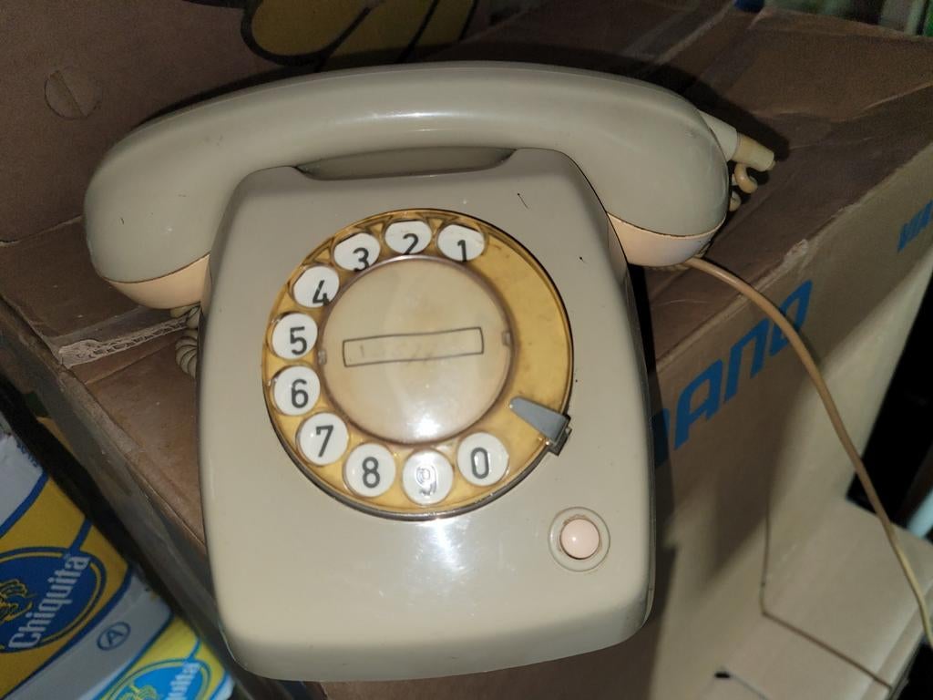 Vintage draaischijf telefoon - Retro design, Telecommunicatie, Vaste telefoons | Handsets en Draadloos, Ophalen of Verzenden, Gebruikt