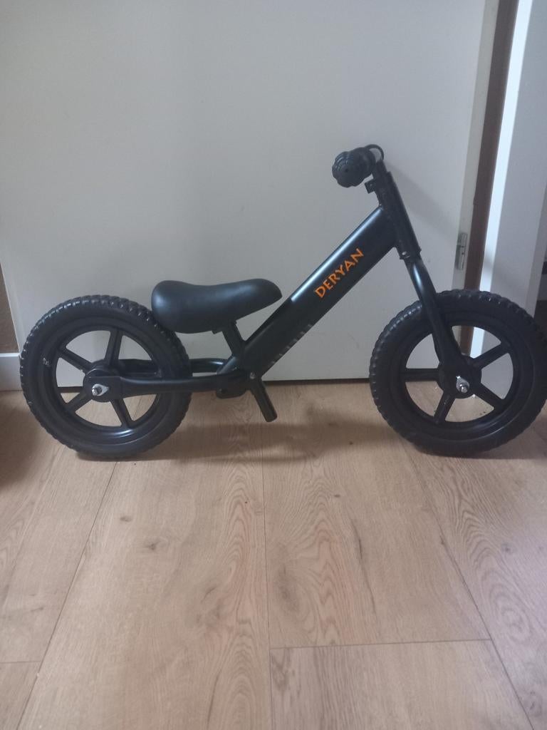 Loopfiets  2 tot 4 jaar, Kinderen en Baby's, Speelgoed | Buiten | Voertuigen en Loopfietsen, Ophalen