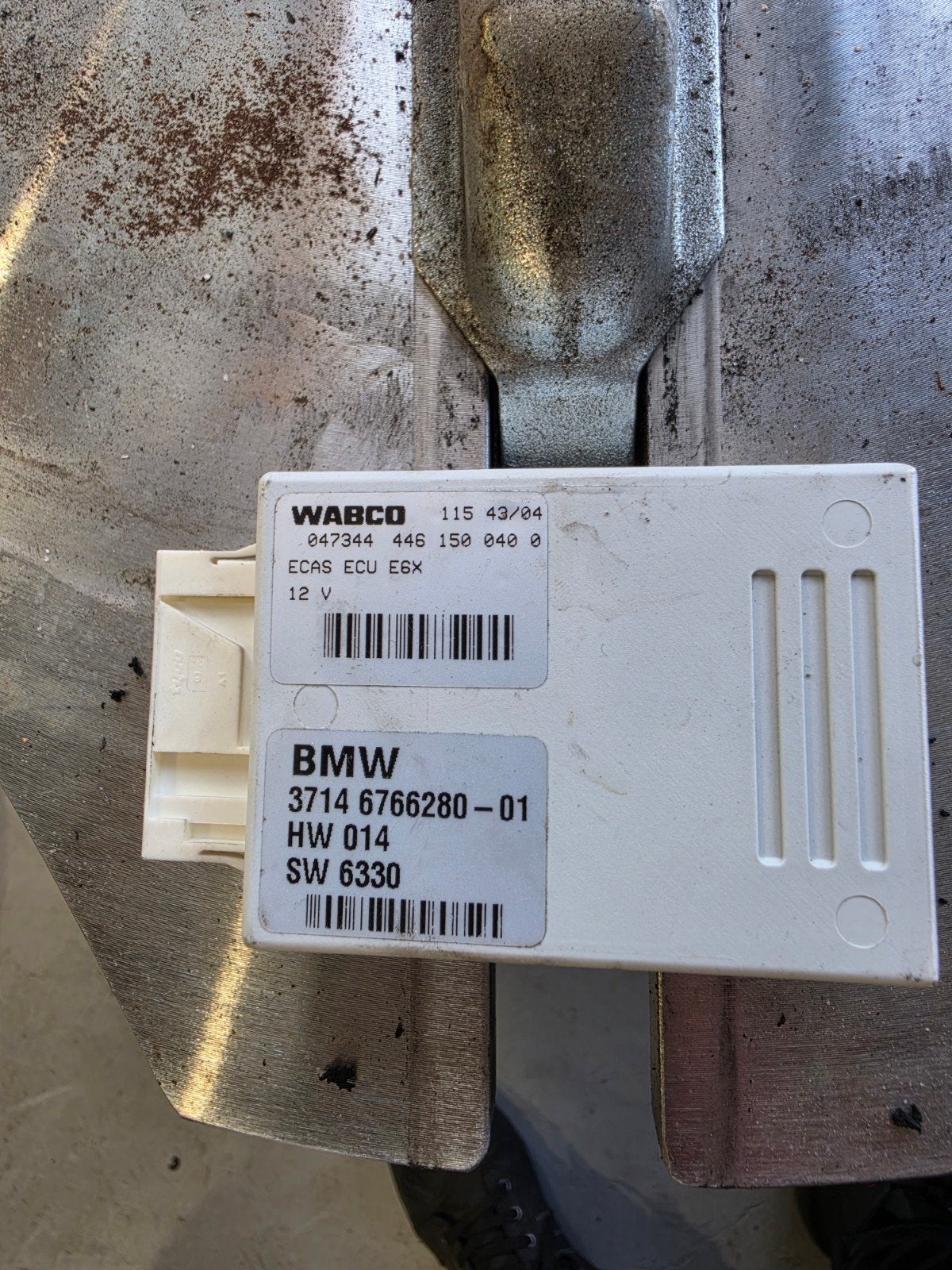 BMW E61 Luchtvering ECU - WABCO 37146766280-01, Ophalen of Verzenden, Gebruikt, BMW
