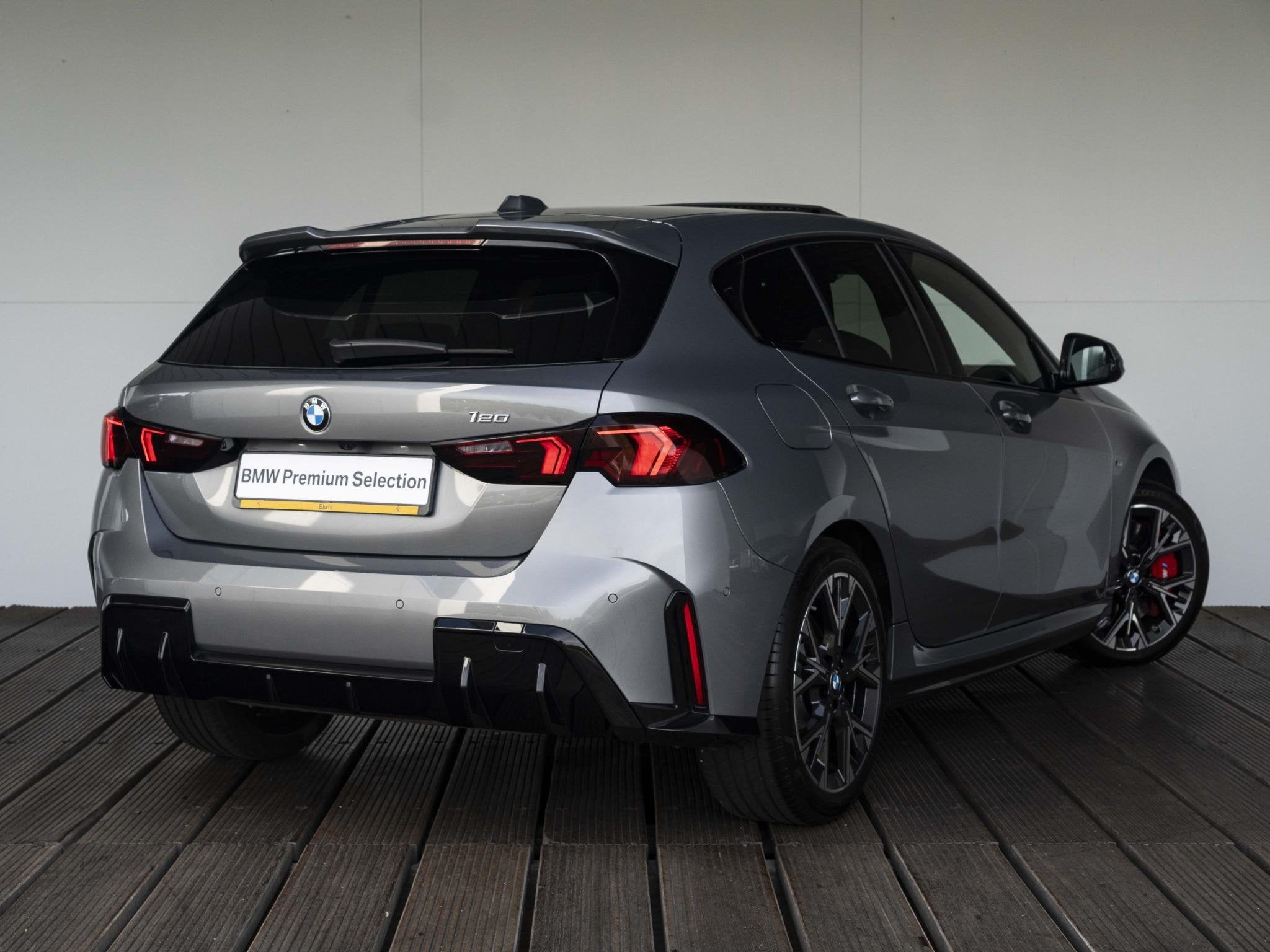 BMW 1-serie 120 | M Sportpakket Pro | Comfort Access | Drivi, Auto's, Stof, Gebruikt, Met garantie (alle), Origineel Nederlands