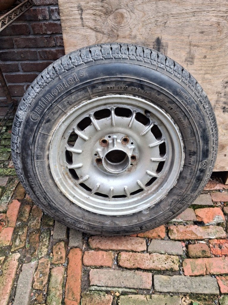 MERCEDES aluminium velg met band, Ophalen, 14 inch, Gebruikt, Velg(en)