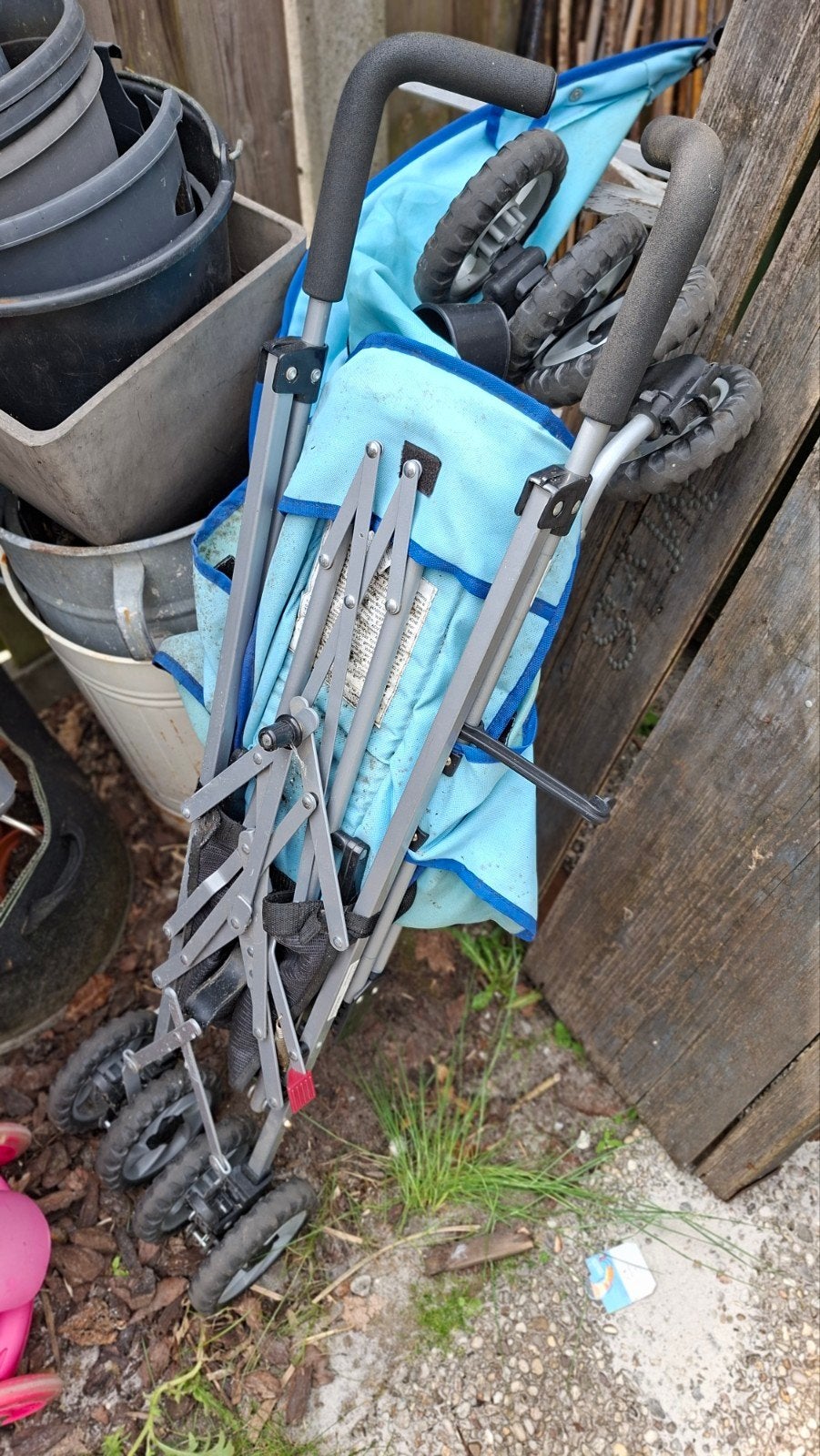 Gratis ophalen: Kinderwagen met schimmel, Ophalen of Verzenden