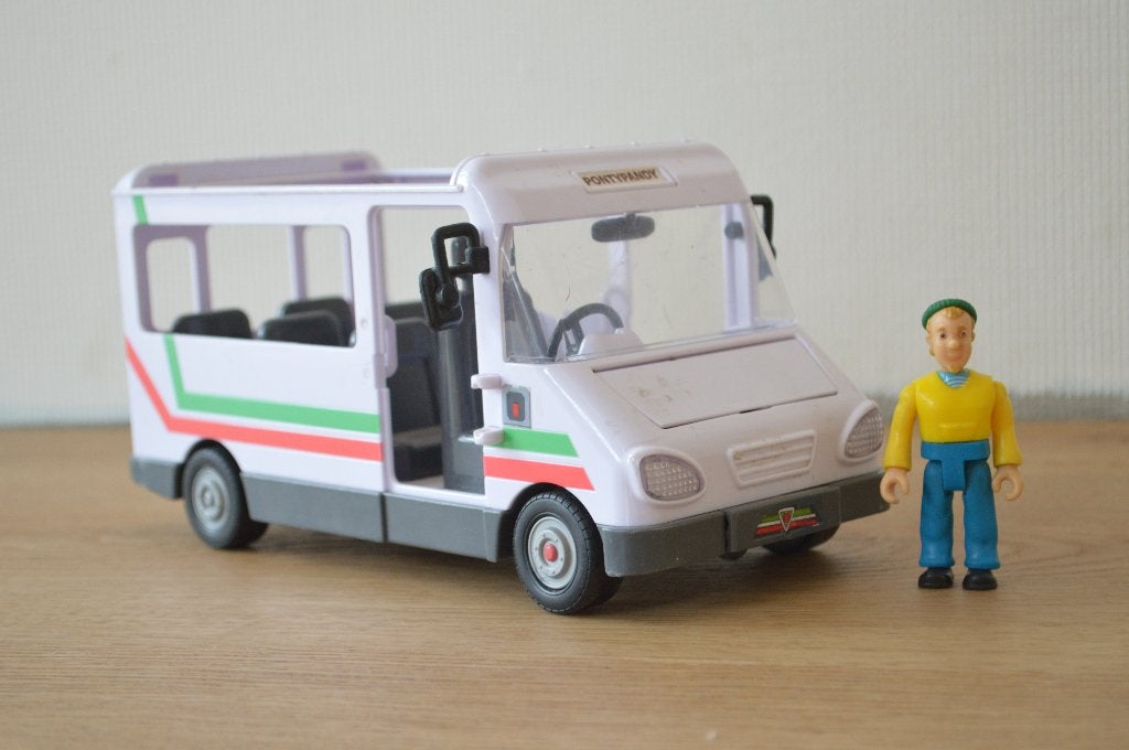 Brandweerman Sam bus met speelfiguur karel, Ophalen of Verzenden, Gebruikt