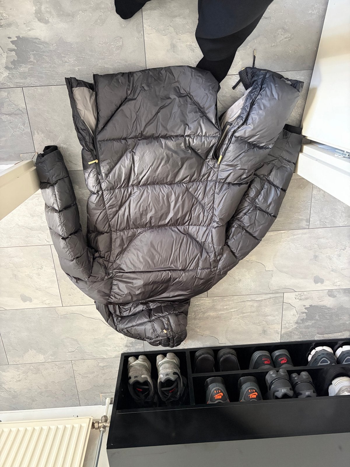 Parajumpers Hollywood donsjas - Maat M - zwart/grijs, Kleding | Dames, Ophalen of Verzenden, Gedragen, Maat 38/40 (M), Zwart