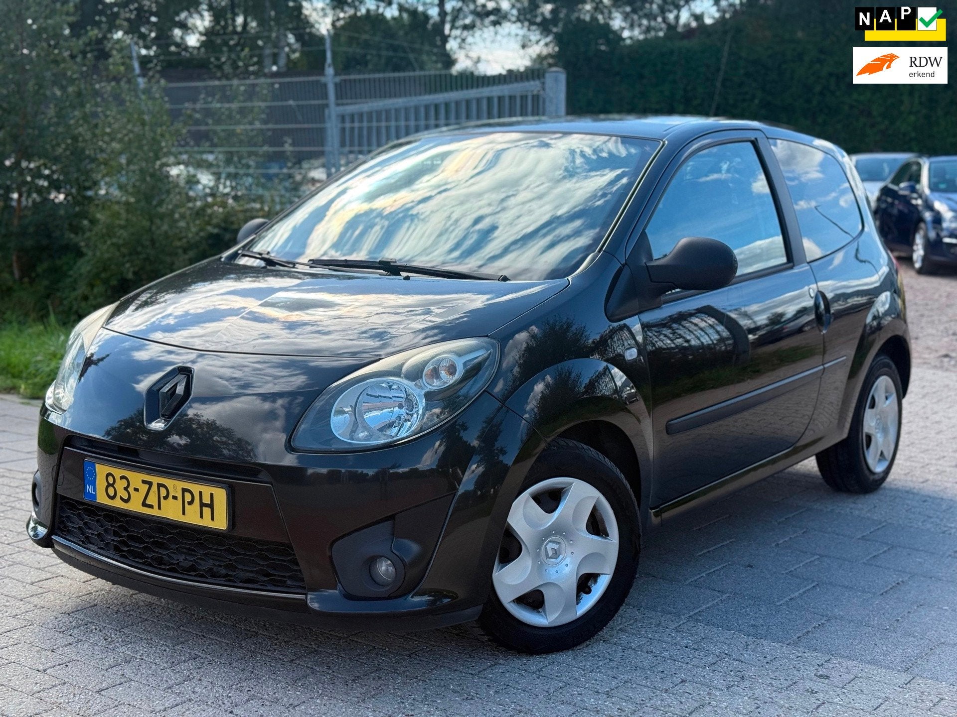 Renault Twingo 1.2-16V Dynamique Airco Elek.pakket, Met.lak, Auto's, Voorwielaandrijving, Twingo, Gebruikt, 4 cilinders