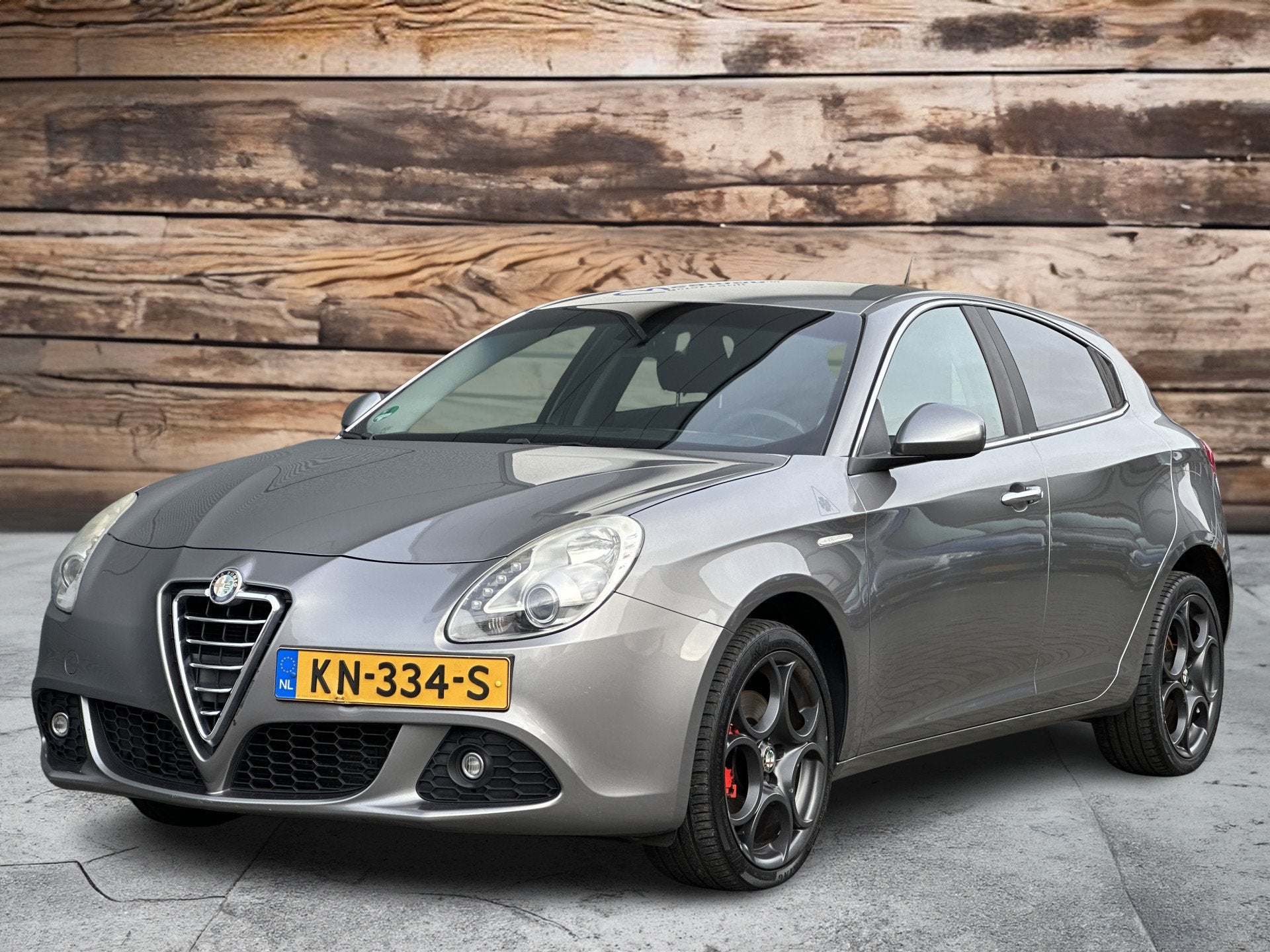 Alfa Romeo Giulietta 2.0 JTDm Distinctive | ECC | LMV | 6 ma, Auto's, Alfa Romeo, Euro 5, 4 cilinders, Met garantie (alle), Leder en Stof