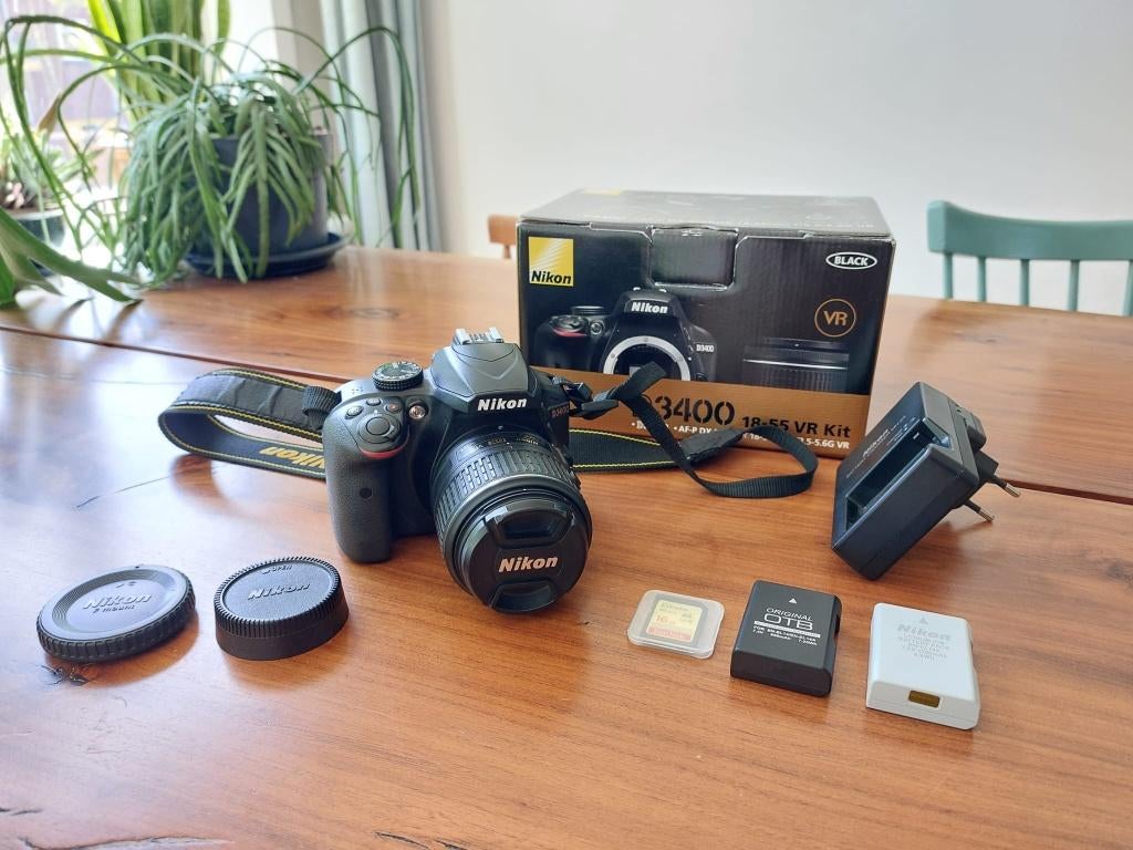 Nikon D3400 + 18-55mm kitlens, Gebruikt, Spiegelreflex, Ophalen of Verzenden, Nikon